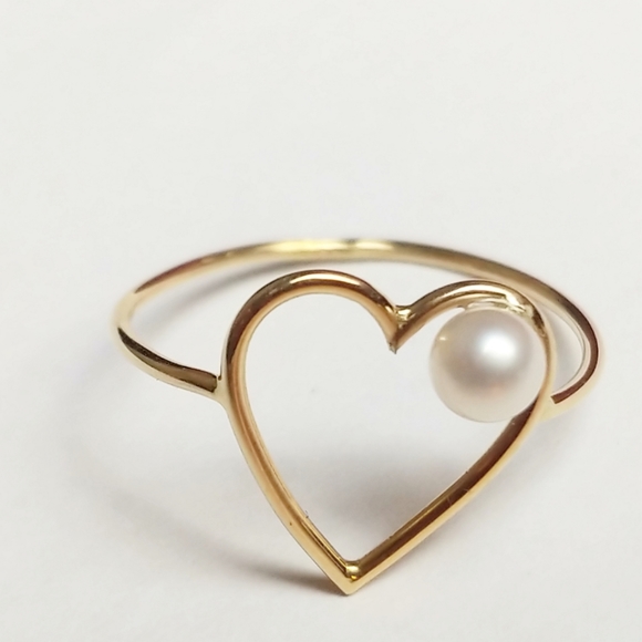 Jewelry - 14 karat gold heart pearl delicate thin ring 9.5